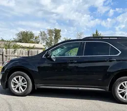 2016 Chevrolet Equinox Side