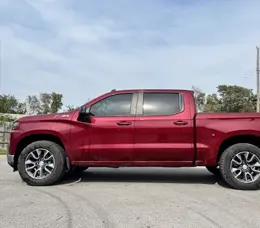 2020 Chevrolet Silverado Side