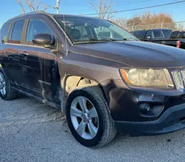 2015 Jeep Compass Quarter View