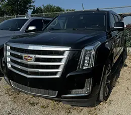 2016 Cadillac Escalade front left view