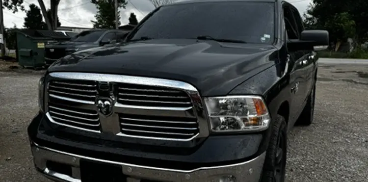 2016 Dodge Ram 1500 Eco Diesel front left view