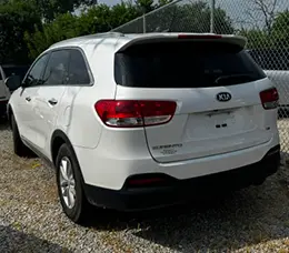 2017 Kia Sorento White Back Left View