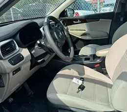 2017 Kia Sorento White Front Interior