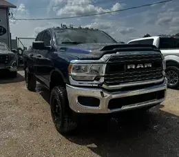 2022 Dodge Ram 2500 front right view