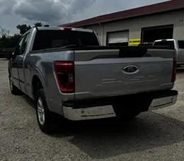 2022 Ford F-150 back right view
