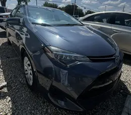 2019 Toyota Corolla front right view